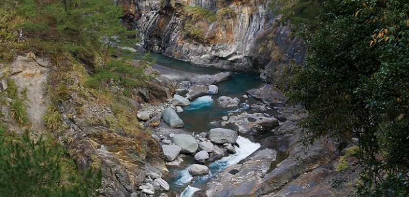 雾鹿峡谷鬼斧神工，气势磅礡，是南横第一景